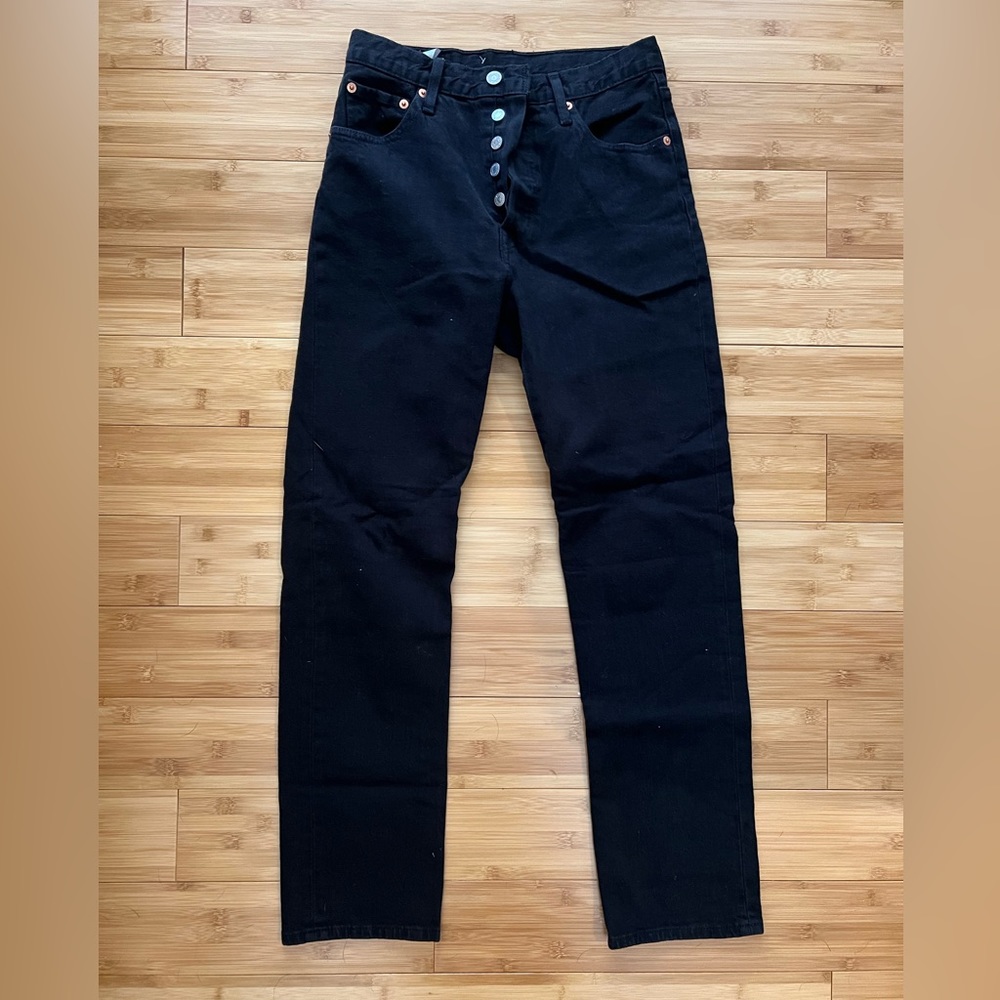 Levi’s straight leg jean